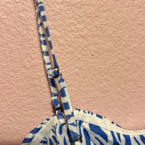DVF Target Sea Twig Blue and White Tube Top Camisole Blouse Tank. Size XXS - Picture 8 of 10